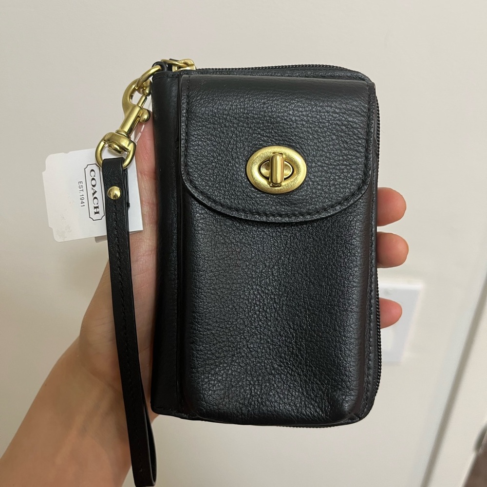 NWT Coach 50070 Campbell Leather Gold Lock Turn Wristlet Wallet